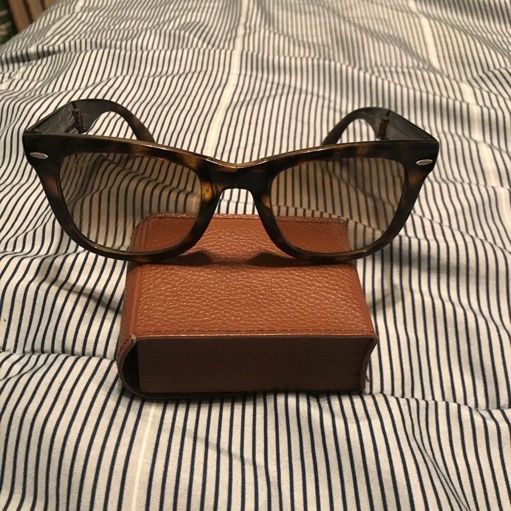 Ray-ban wayfarer folding sunglasses